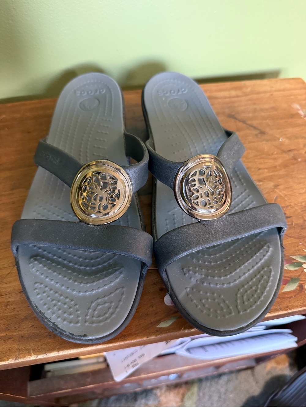 Crocs Sanrah Circle Slide Sandals Womens Sz W9